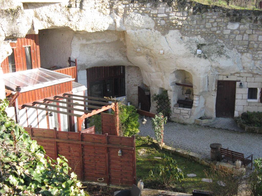 Les Troglos De Beaulieu Loches Exterior photo