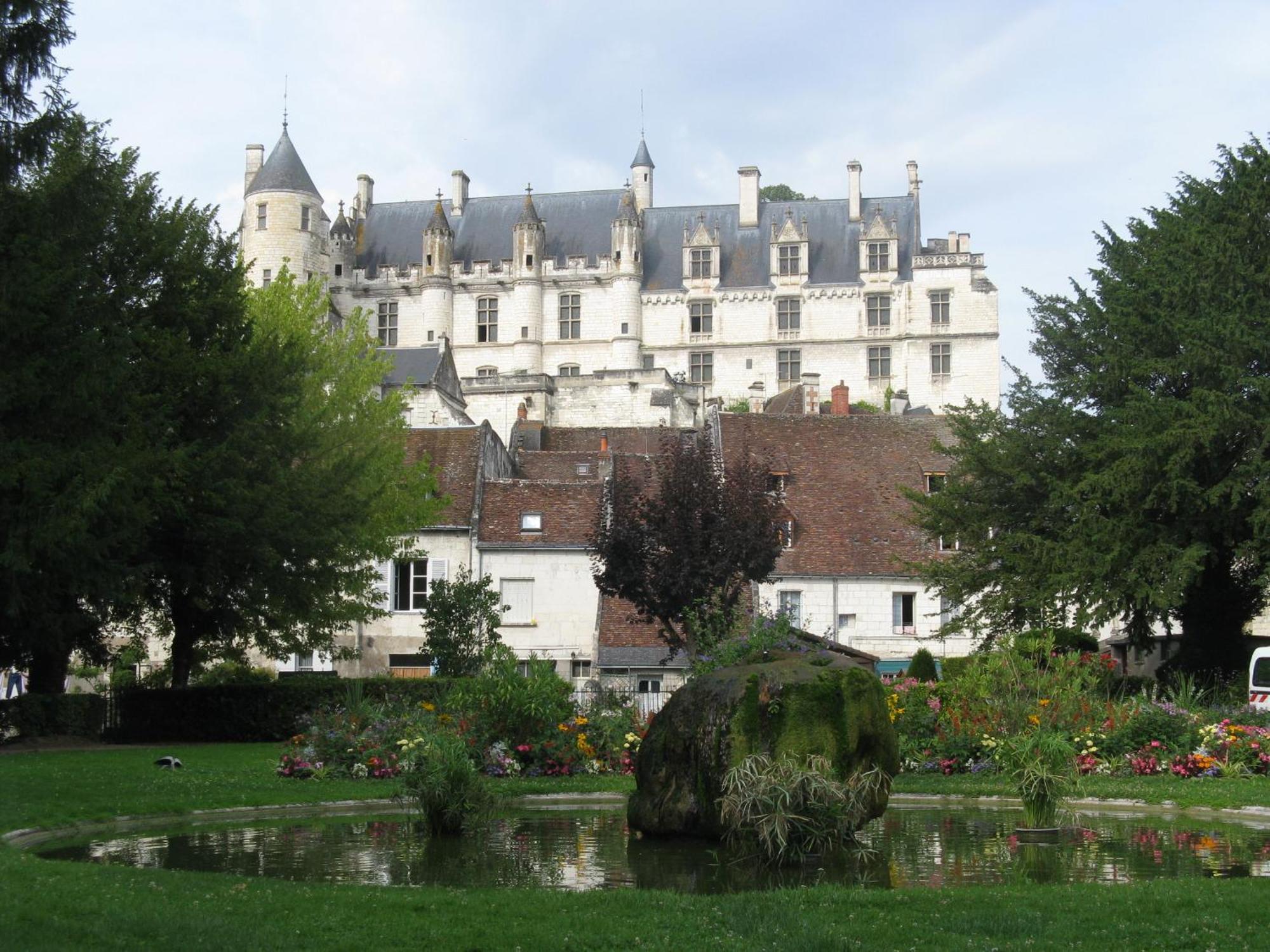 Les Troglos De Beaulieu Loches Exterior photo