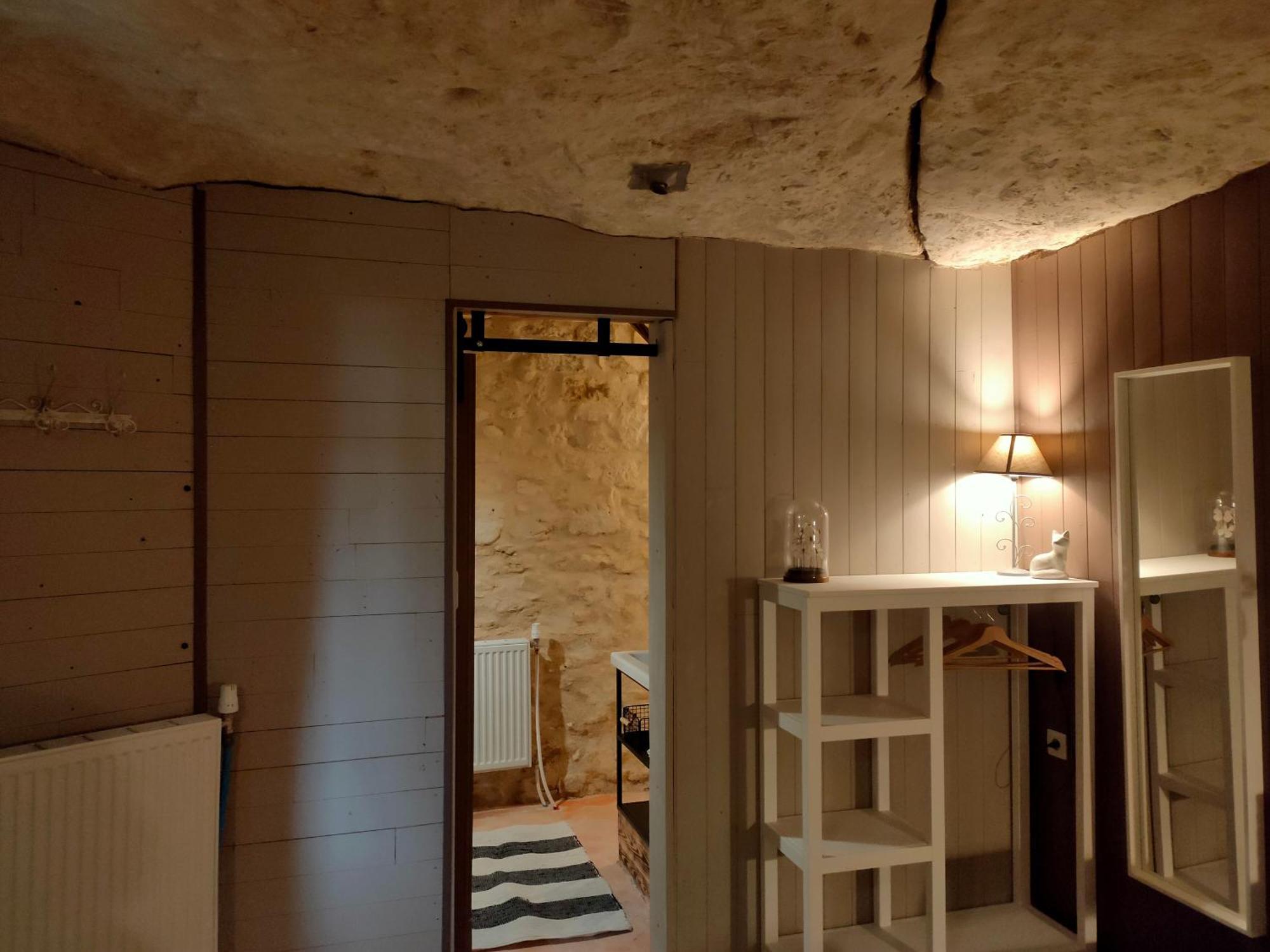 Les Troglos De Beaulieu Loches Room photo